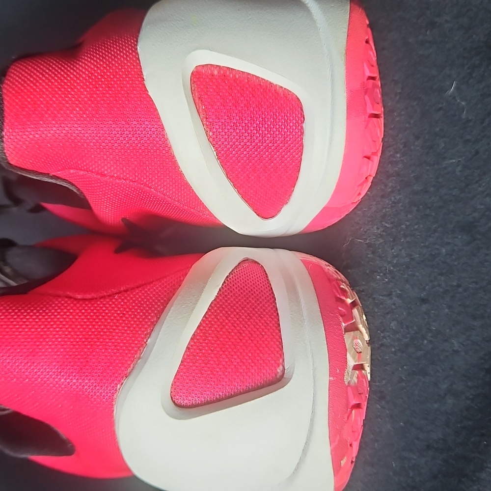 2015 Nike HyperChase “Think Pink” Kay Yow BCA Vivid Pink 705363-602 Men’s Sz 12 - Picture 3 of 6